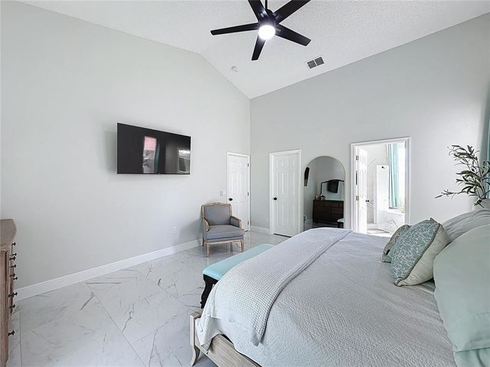 Image No.37-4 Bed House for sale