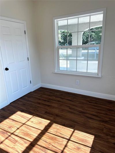 Image No.17-5 Bed House for sale