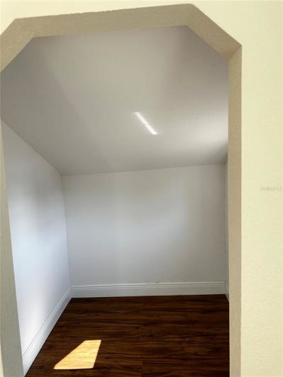 Image No.20-5 Bed House for sale