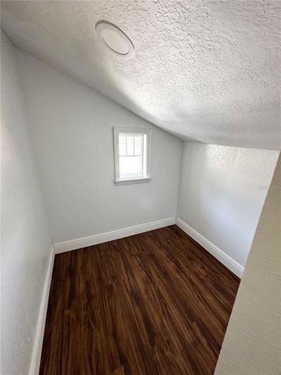 Image No.4-5 Bed House for sale