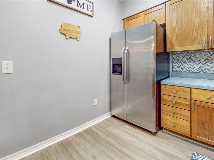 Image No.17-2 Bed Townhouse for sale