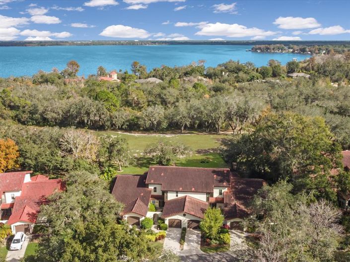 Image No.34-2 Bed Townhouse for sale