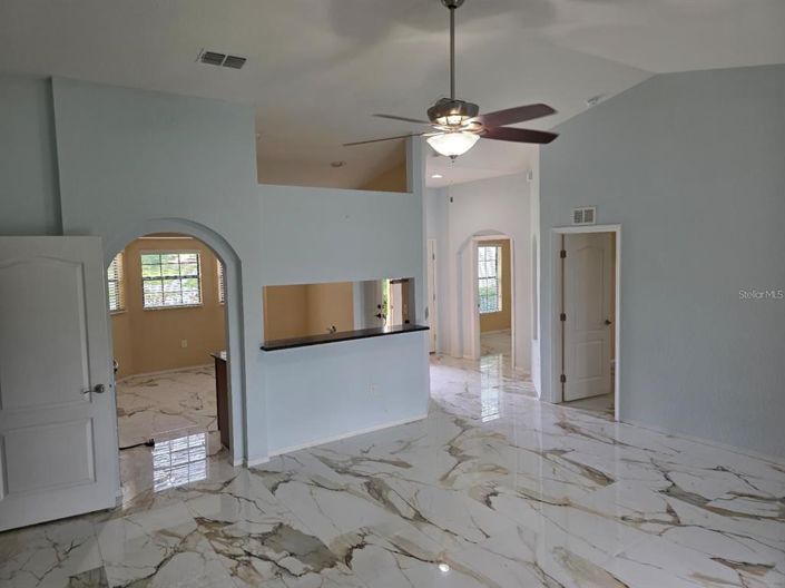 Image No.14-Maison de 4 chambres à vendre à Saint John