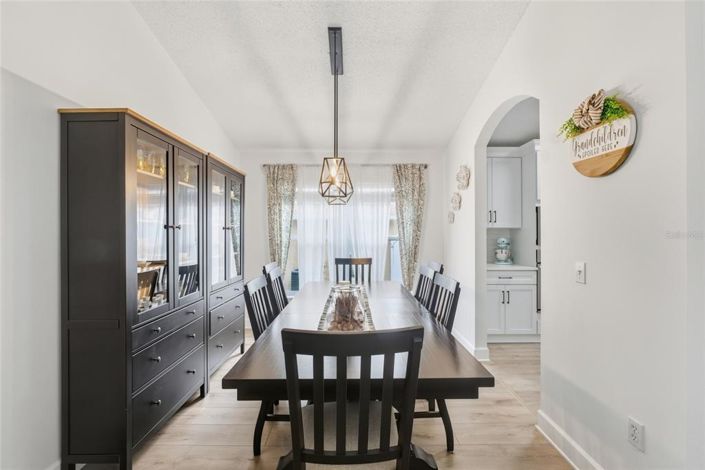 Image No.11-4 Bed House for sale