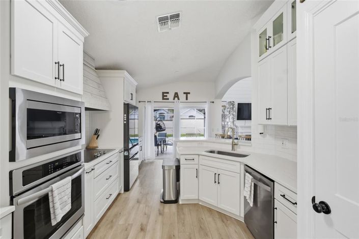 Image No.7-4 Bed House for sale