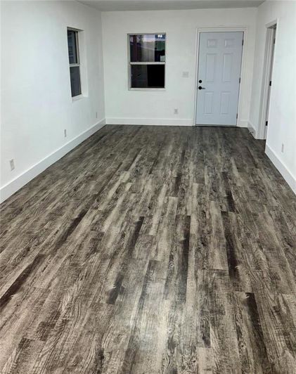 Image No.10-4 Bed House for sale