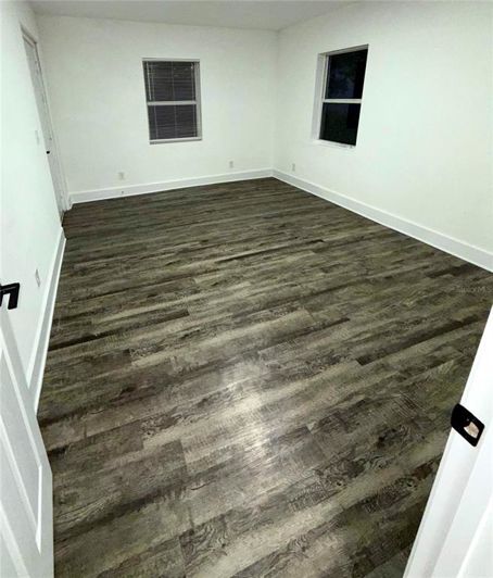 Image No.13-4 Bed House for sale