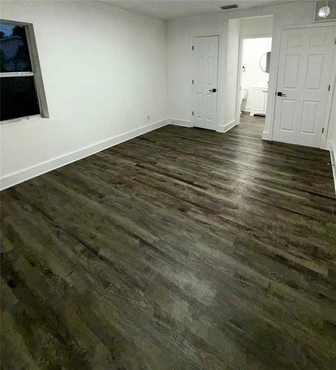 Image No.14-4 Bed House for sale