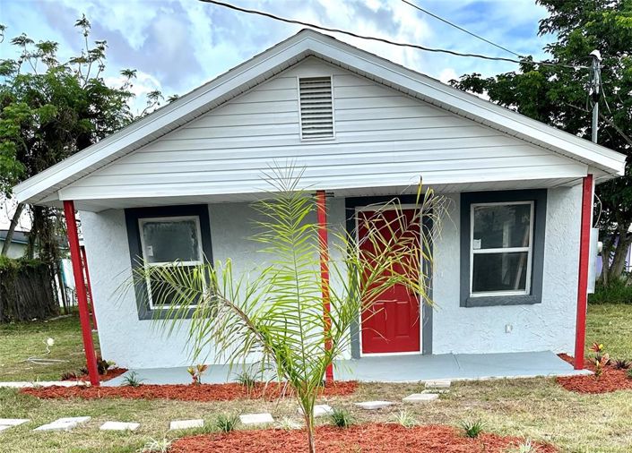 Image No.2-4 Bed House for sale