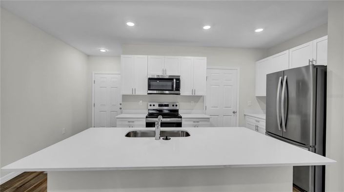 Image No.8-3 Bed Townhouse for sale