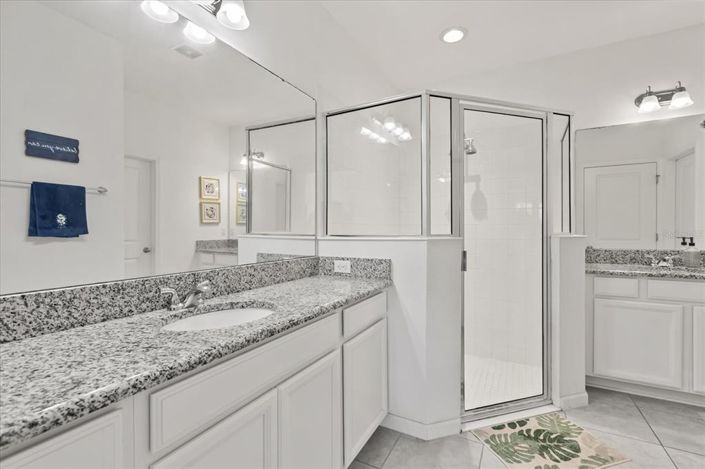 Image No.20-4 Bed House for sale