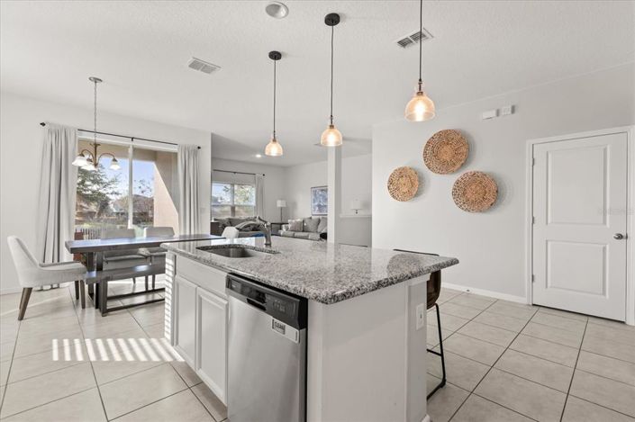 Image No.7-4 Bed House for sale