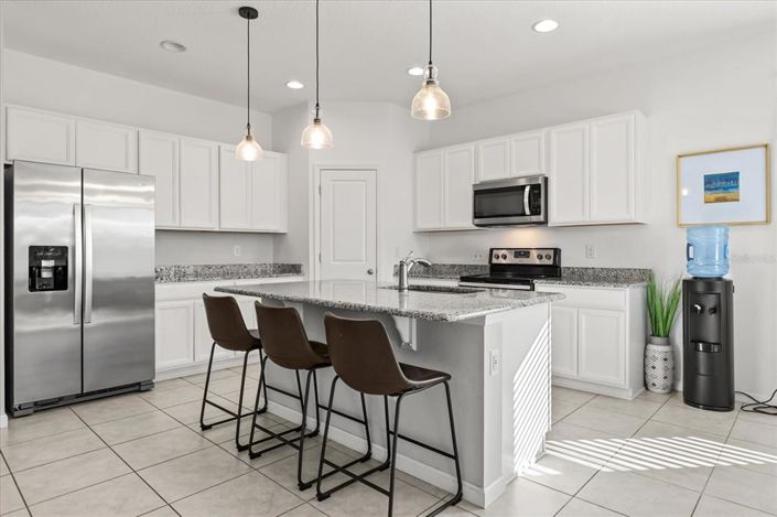 Image No.8-4 Bed House for sale