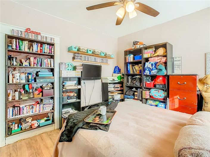 Image No.23-5 Bed House for sale