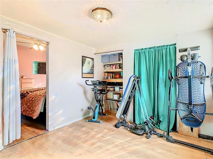 Image No.31-5 Bed House for sale