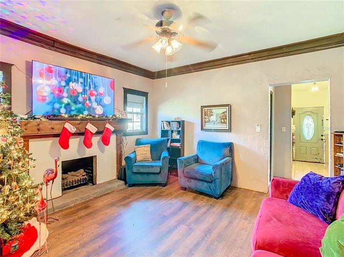 Image No.4-5 Bed House for sale