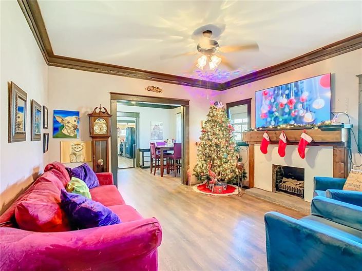 Image No.5-5 Bed House for sale