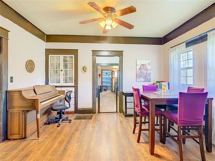 Image No.9-5 Bed House for sale