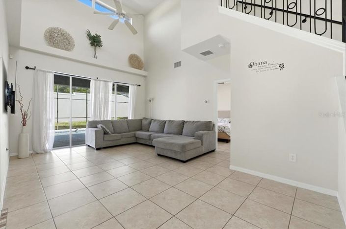 Image No.13-5 Bed House for sale