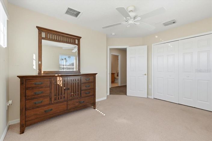 Image No.25-5 Bed House for sale