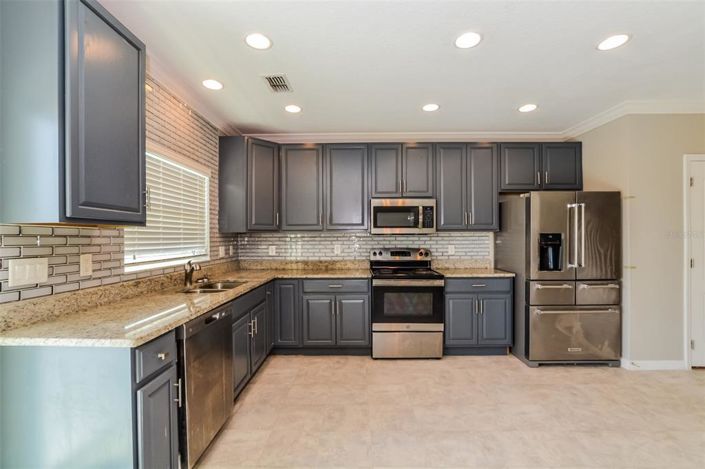 Image No.8-Maison de 4 chambres à vendre à Saint John