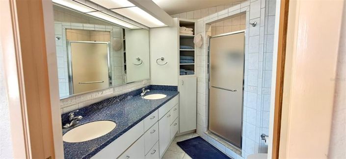 Image No.35-3 Bed House for sale