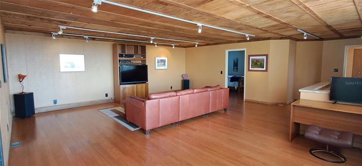 Image No.37-3 Bed House for sale