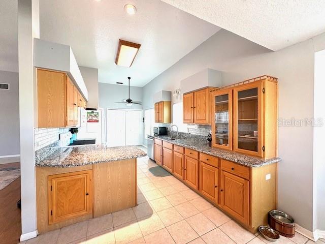 Image No.11-3 Bed House for sale