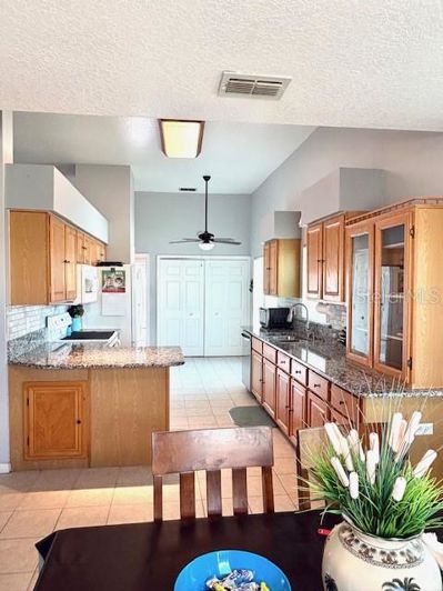 Image No.12-3 Bed House for sale