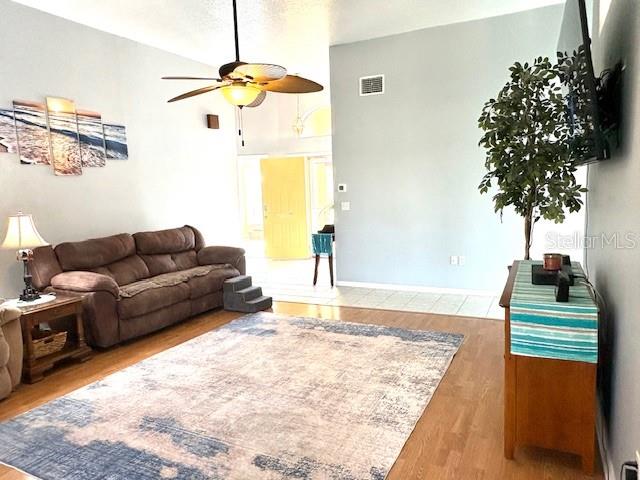 Image No.5-3 Bed House for sale