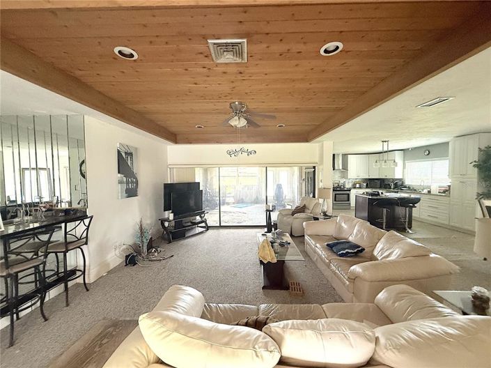 Image No.6-2 Bed House for sale