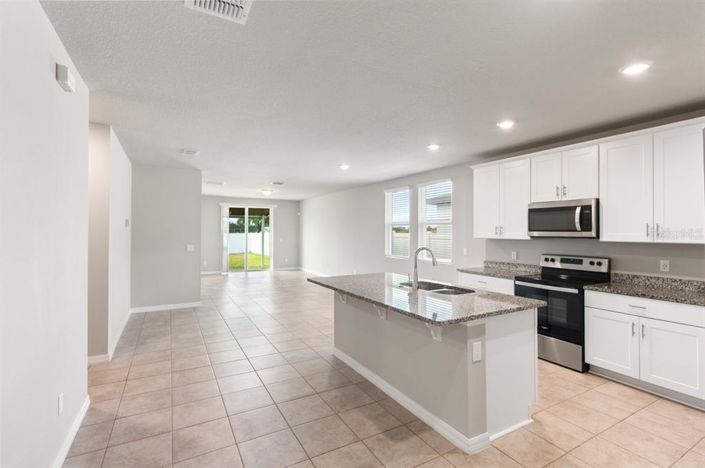 Image No.13-3 Bed House for sale