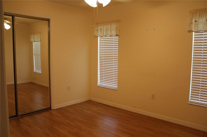 Image No.25-3 Bed House for sale