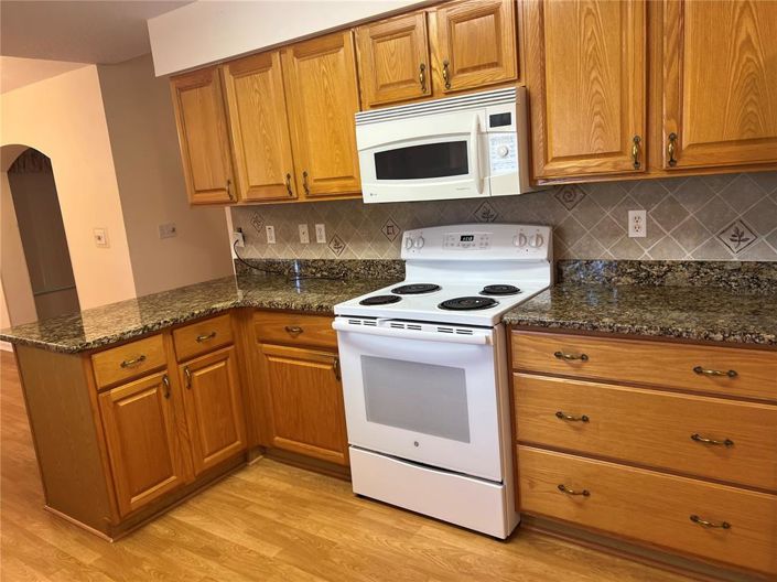 Image No.5-3 Bed House for sale