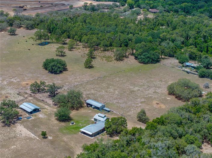 Image No.11-4 Bed House for sale