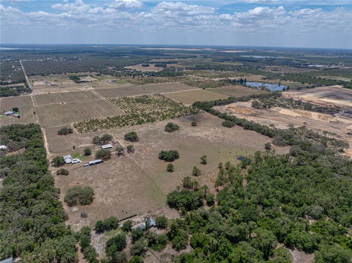 Image No.20-4 Bed House for sale