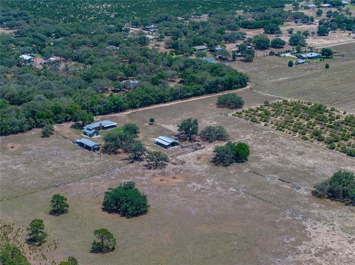 Image No.25-4 Bed House for sale