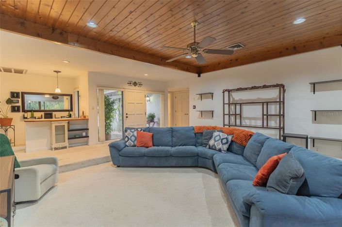 Image No.3-2 Bed House for sale