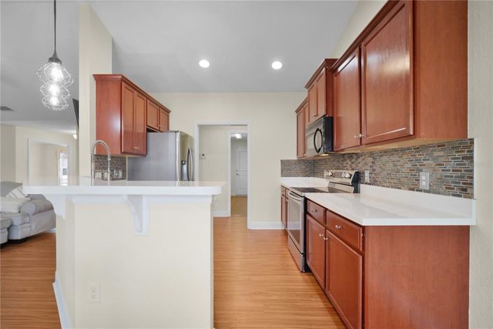 Image No.18-4 Bed House for sale