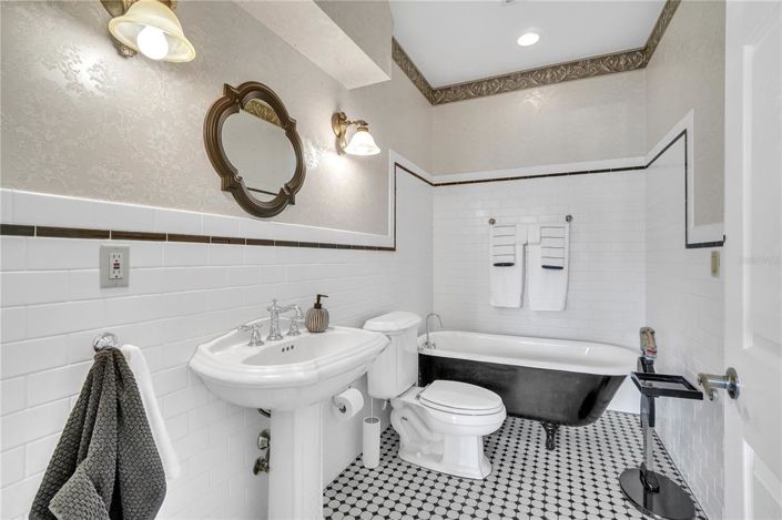 Image No.35-4 Bed House for sale