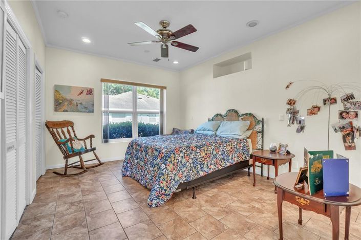 Image No.36-4 Bed House for sale