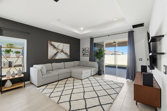 Image No.3-4 Bed House for sale