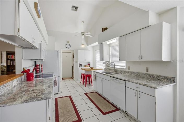 Image No.10-Maison de 2 chambres à vendre à Saint John