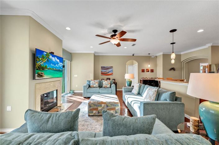 Image No.15-3 Bed House for sale