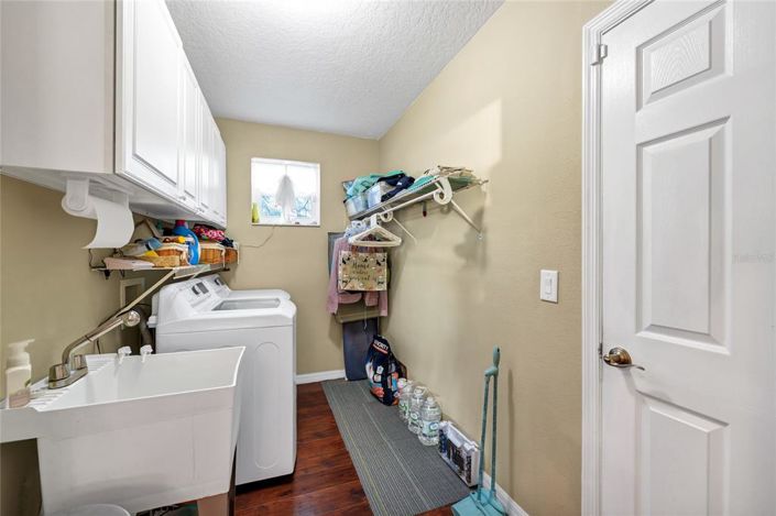 Image No.20-3 Bed House for sale