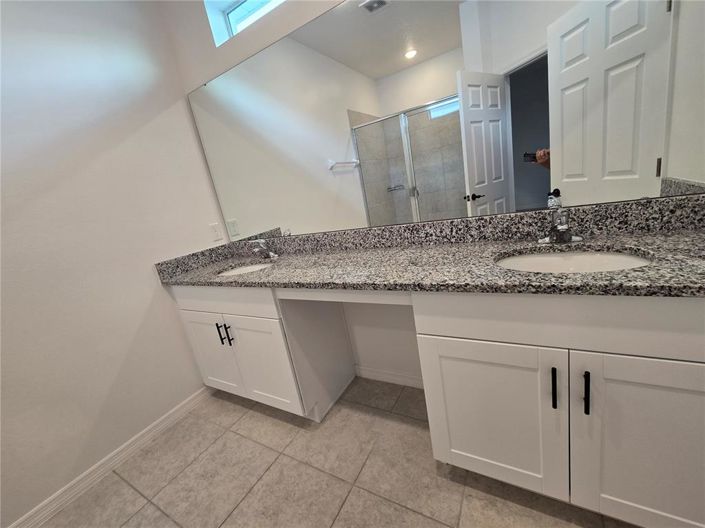 Image No.48-3 Bed House for sale