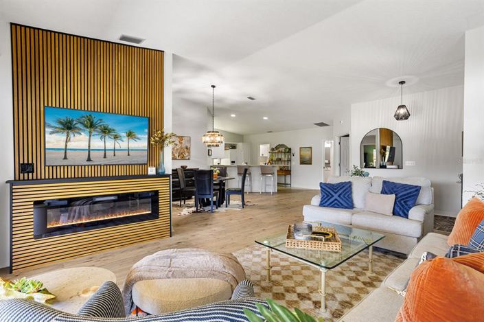 Image No.10-3 Bed Townhouse for sale