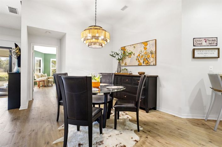 Image No.13-3 Bed Townhouse for sale