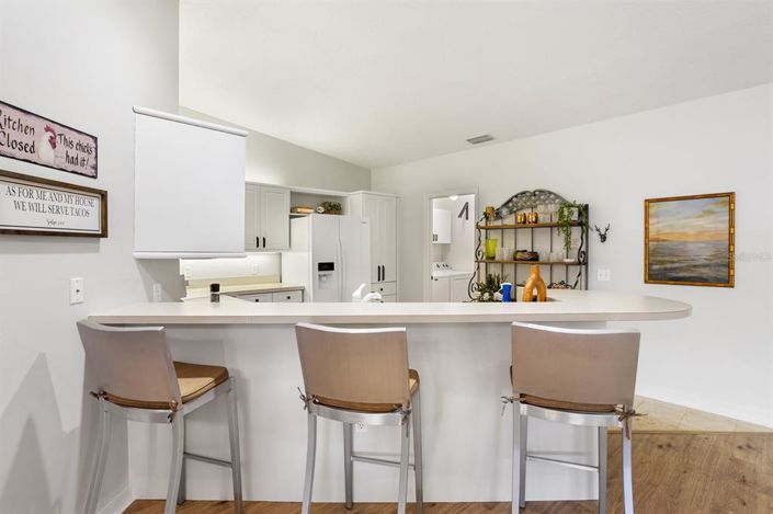 Image No.14-3 Bed Townhouse for sale