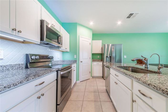 Image No.13-4 Bed House for sale